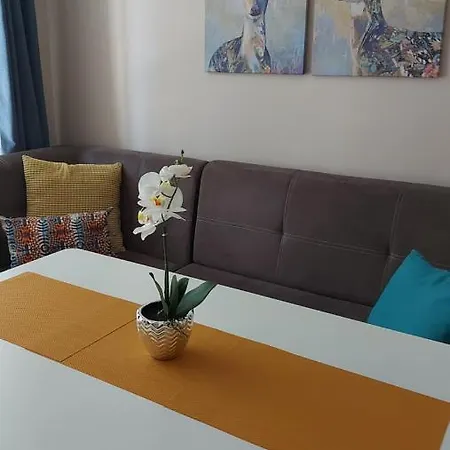 Hostex Meraki Apartament *